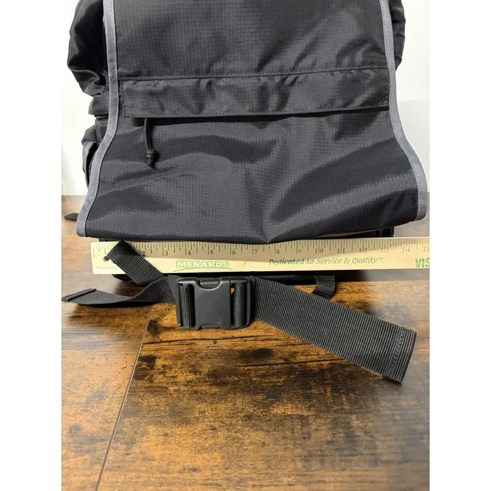 Beseler Camera Backpack Gadget Bag Black Multi pocket Large Travel Bag